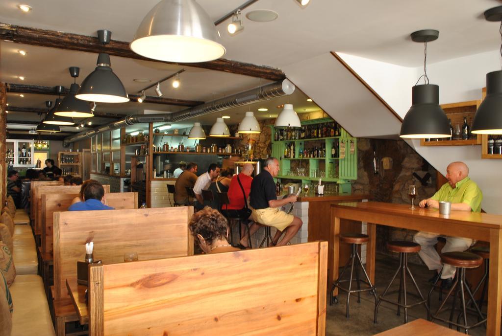 Hostal Kukia Нойя Екстер'єр фото