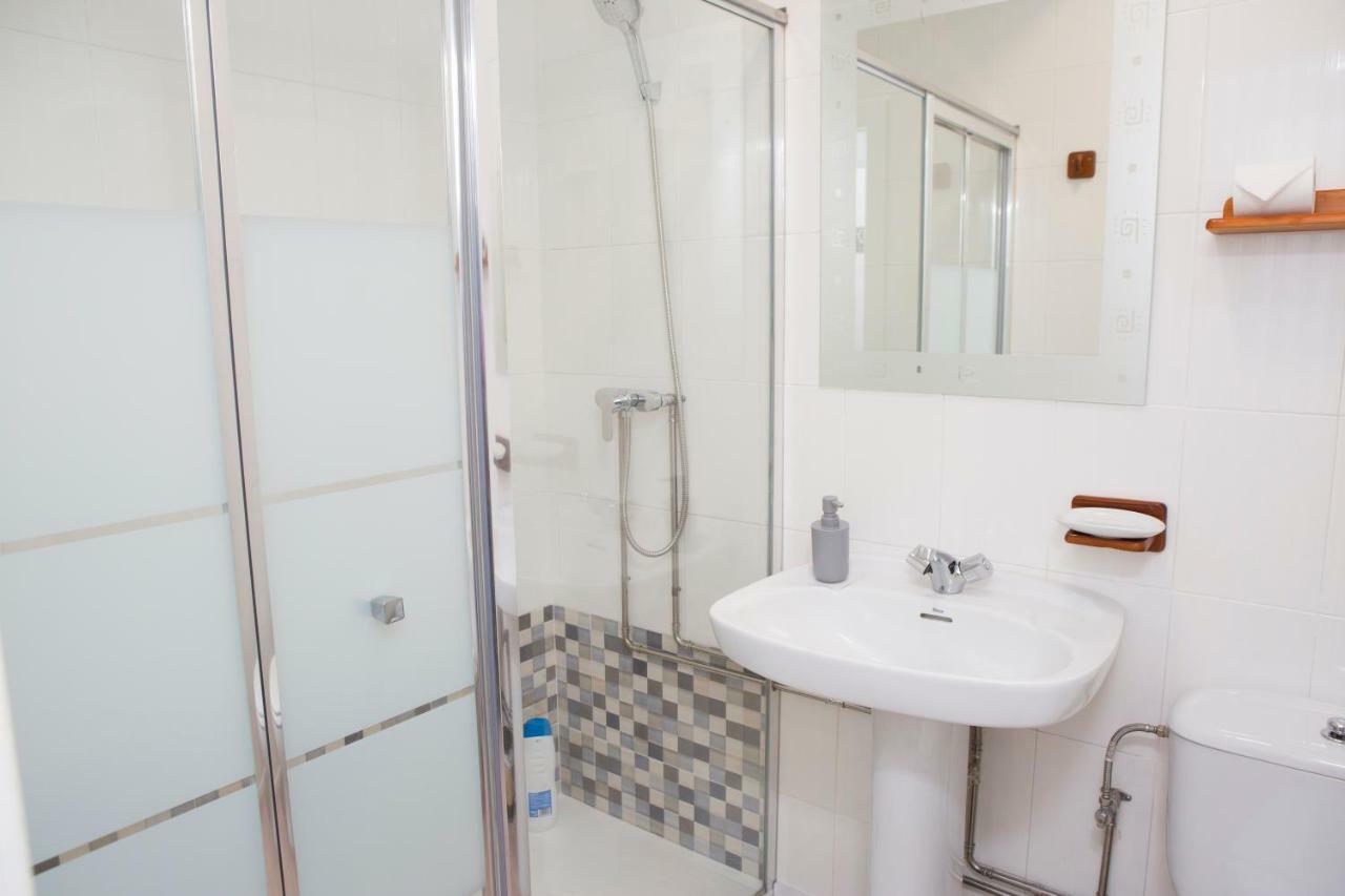 Hostal Kukia Нойя Екстер'єр фото
