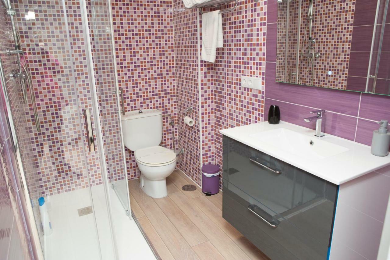 Hostal Kukia Нойя Екстер'єр фото