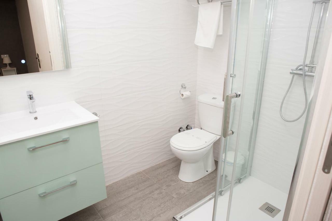 Hostal Kukia Нойя Екстер'єр фото